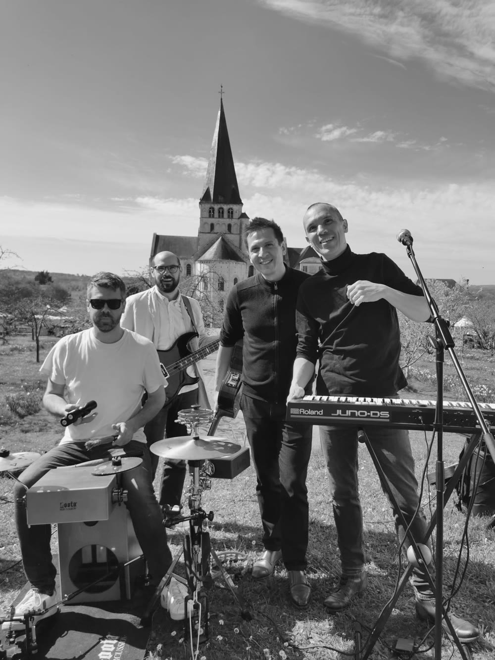 Les quatre musiciens d'Anywhere
